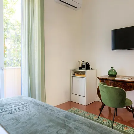 Ermosa Pensión 3*